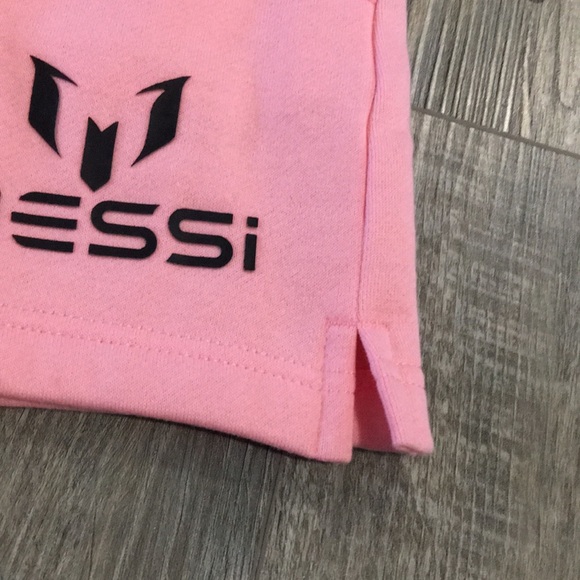 MESSI PINK SHORTS. - Picture 6 of 9